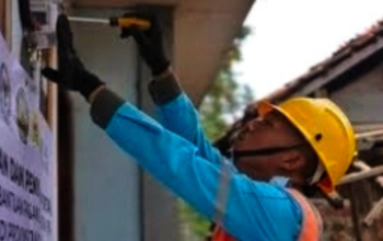 PLN Cikarang Ajak Masyarakat Nikmati Kemudahan Layanan Pascabayar Melalui PLN Mobile