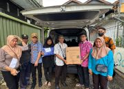 Dinsos Turun Tangan, Dua Warga Kalibaru Akhirnya Terima Bantuan dan Menanti Perbaikan Rumah