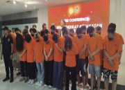 Polres Metro Bekasi Tangkap 27 WNA Asal China Yang Terlibat Penipuan