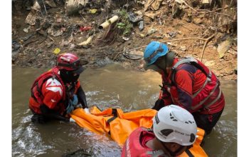 Dua Bocah Yang Hilang Tenggelam di Kali Cikarang Ditemukan Tewas