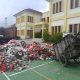 TPS Liar Ditutup, Sampah Menggunung di Kantor Kelurahan Kebalen