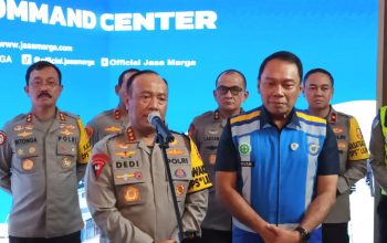 Wakapolri Tinjau Command Center Jasa Marga Jatiasih, Arus Nataru Dinilai Terkendali