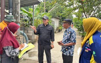 Bau Menyengat di Saluran Air, DLH Kota Bekasi Lakukan Penelusuran