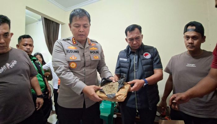 Polres Metro Bekasi Kota Bongkar Peredaran 30 Kg Ganja Jaringan Sumatera, Satu Bandar Diamankan