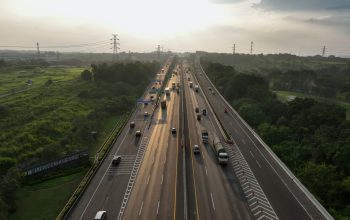 Arus Mudik Memuncak di H-3, Jasa Marga Catat Lonjakan Kendaraan hingga 98 Persen