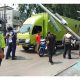 Diduga Rem Blong, Truk Fuso Tabrak Tiang Lampu Lalu Lintas di Kranji