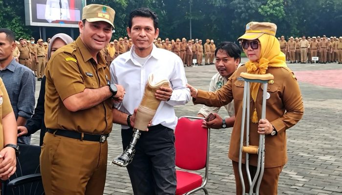 Dapat Bantuan Kaki Palsu, Eks Ojek Online Berharap Bisa Kembali Mencari Nafkah 