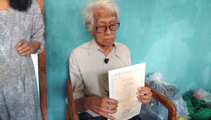 Kisah Miris Putra Sayuti Melik, Tidur Beralaskan Karpet hingga Tak Mampu Bayar Kontrakan 