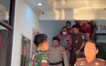 Rugikan Negara Rp4,5 Miliar, 3 Pejabat Perumda Tirta Bhagasasi Ditahan Kejari