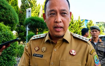 Pelayanan Publik Kota Bekasi Menurun, Tri Adhianto Perintahkan Evaluasi Bertahap