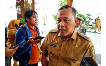 Tri Adhianto Soroti 3 Ruko di Jalan Dokter Ratna, Diduga Langgar GSJ dan Picu Kemacetan