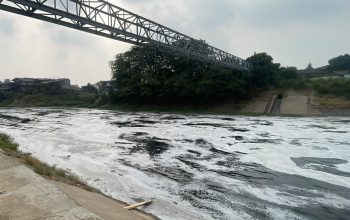 Kali Bekasi Kembali Menghitam, KP2C Ungkap Penyebabnya 