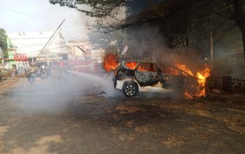 Mobil Terbakar Saat Diparkir di Pondok Gede Bekasi, Kerugian Rp319 Juta