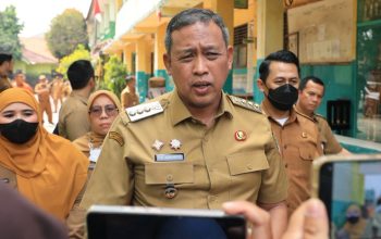 Abu Vulkanik Mulai Steril, Wali Kota Bekasi Masih Kaji Kelanjutan PJJ