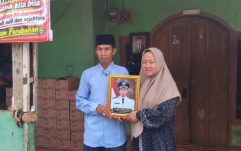Kisah Surya, Pemilah Sampah yang Kini Terpilih Jadi Kades Mekarwangi