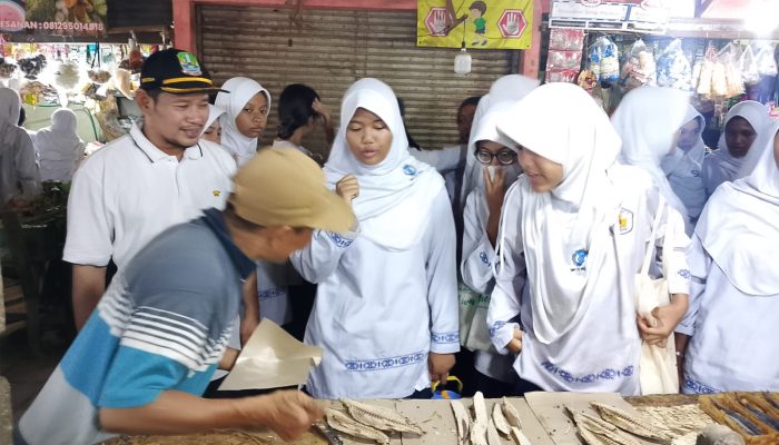 Disdagperin Kota Bekasi Dorong Pelajar Cintai Produk Pasar Tradisional